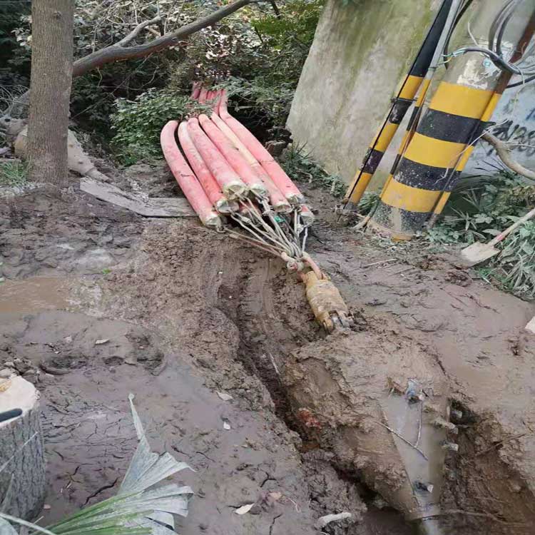 日喀则拖拉管